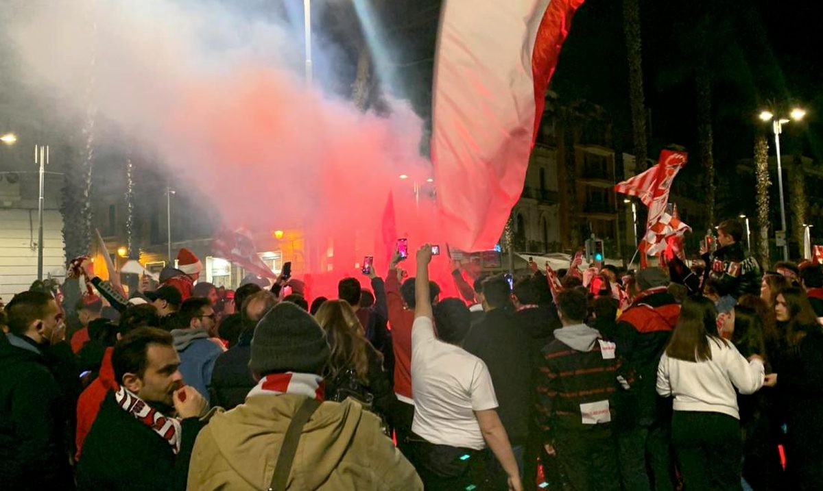 Bari, ultimatum al patron: vendita entro il 2028