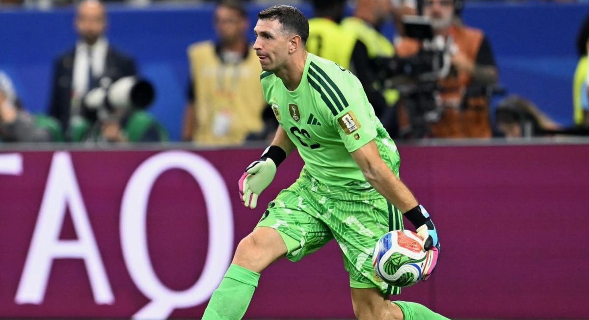 Emiliano Martinez alla Juventus: Aston Villa apre alla trattativa