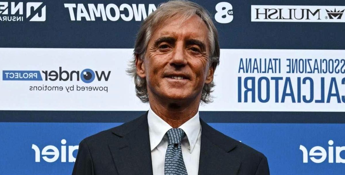 Mancini blinda Romano: 'Esordio ottimo, critiche respinte'