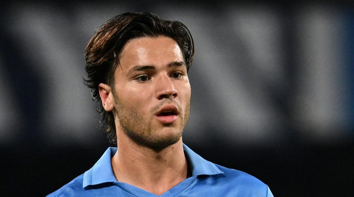 Vergara torna in gruppo: il Napoli punta la Roma