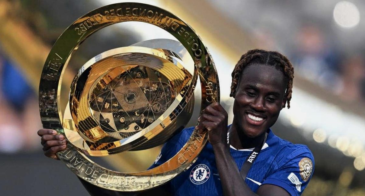 Como, 27 milioni al Chelsea per Chalobah: assalto estivo
